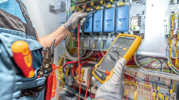 Best Local Electrician Companies  in Middletown, OH